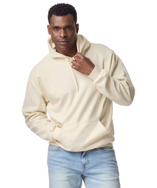 Softstyle™ midweight fleece adult hoodie