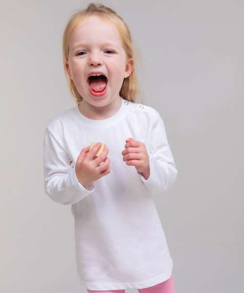 Long-sleeved t-shirt